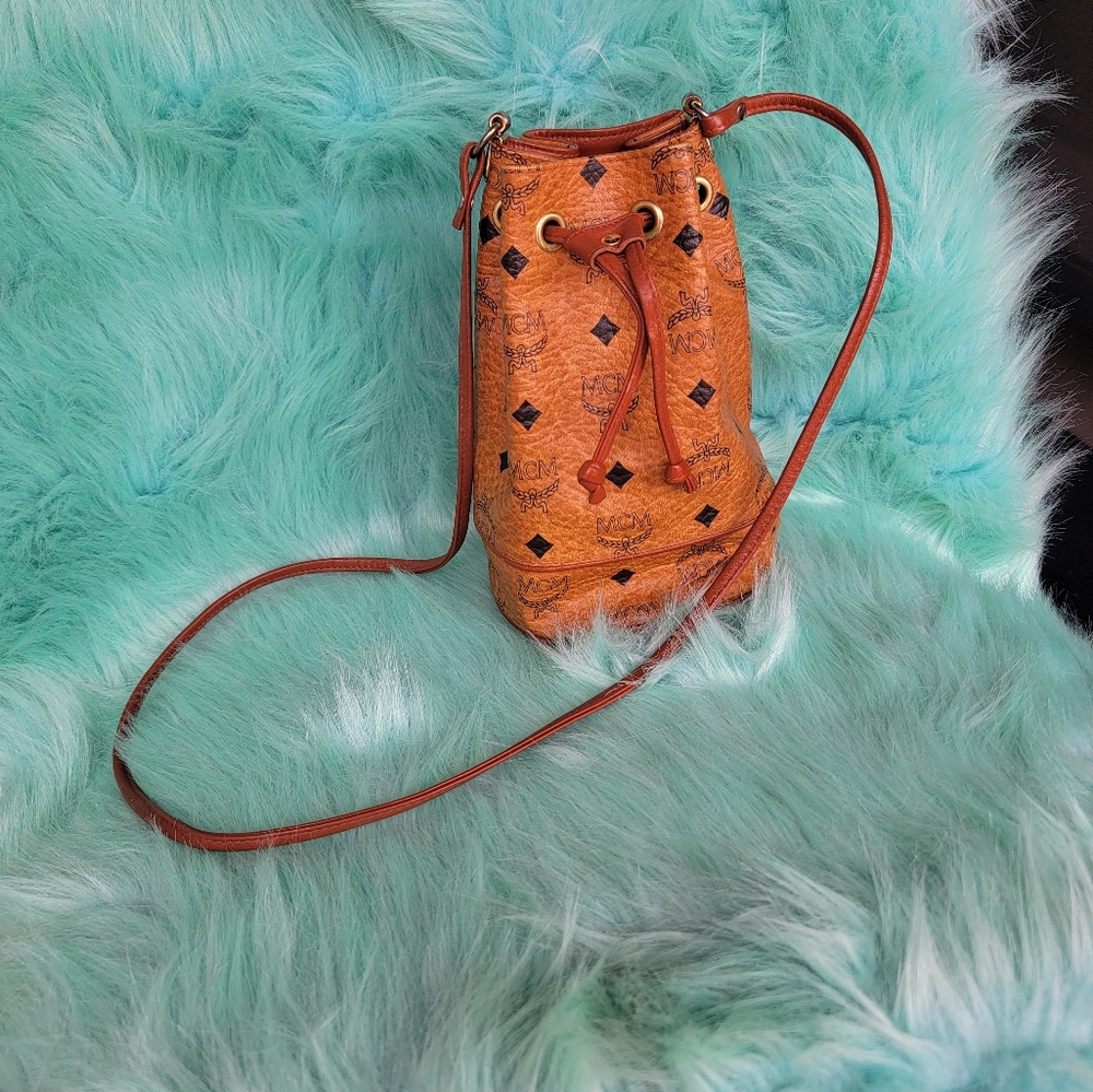 AUTHENTIC MCM BUCKET BAG